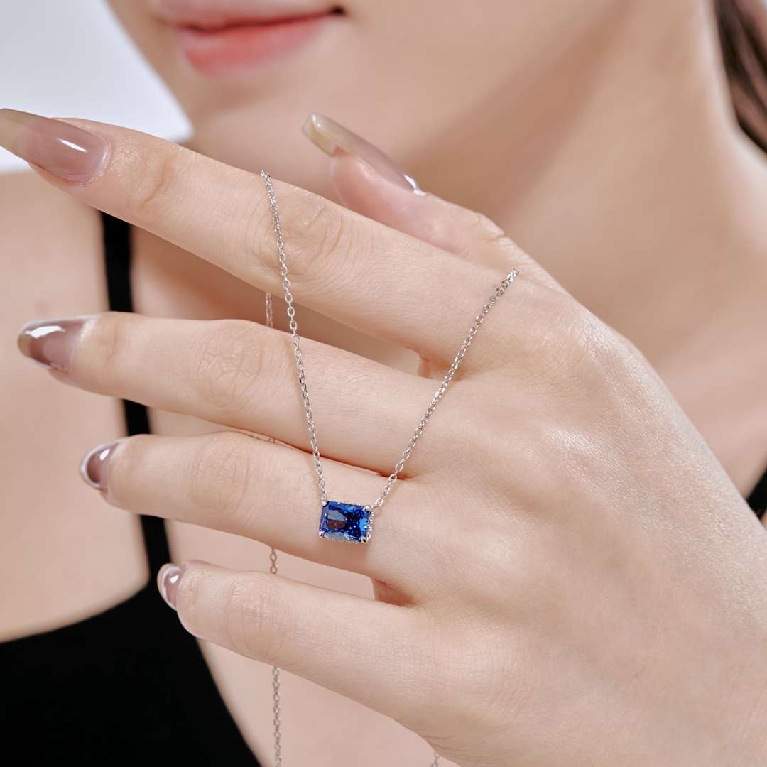 [Lumi Jewels]Luxurious Square Shape Colorful Necalack