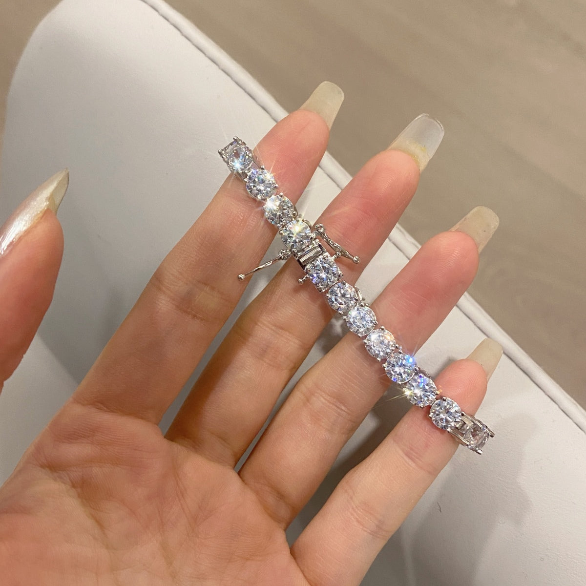[Lumi Jewels]Ornate Sparkling Round Cut Wedding Bracelet