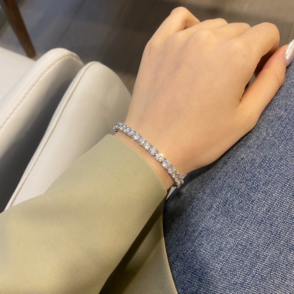 [Lumi Jewels]Ornate Sparkling Round Cut Wedding Bracelet