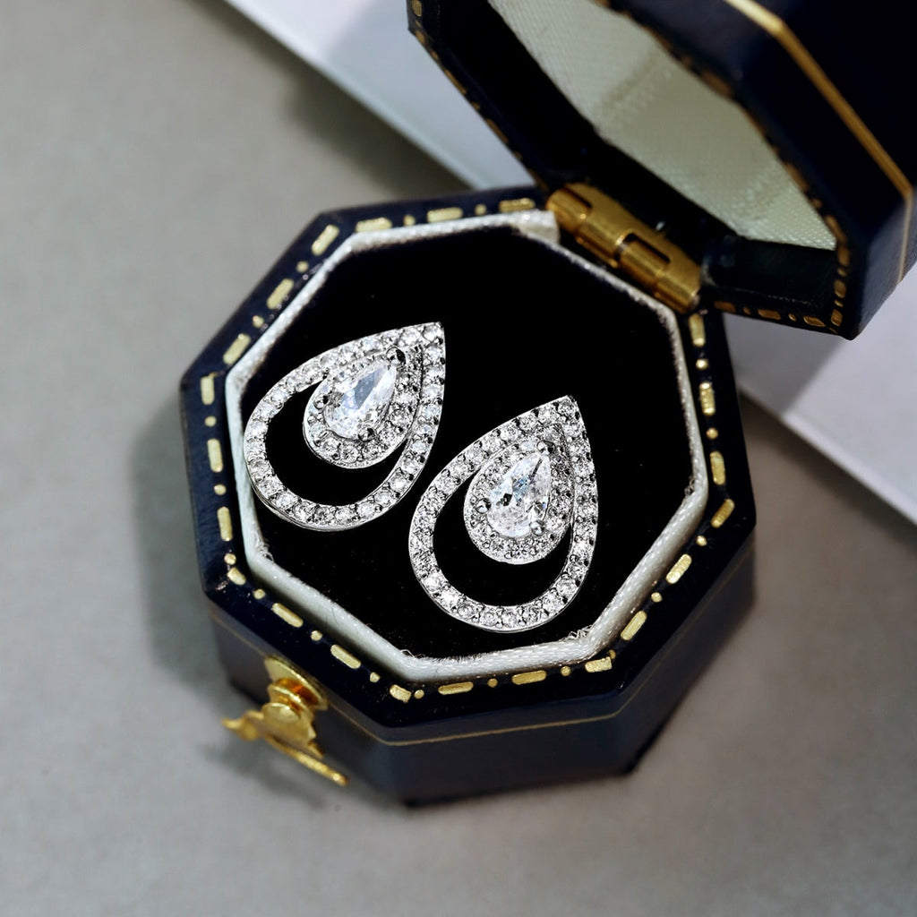 [Lumi Jewels]Sparkling Delicate Water Drop Shape Daily Earrings