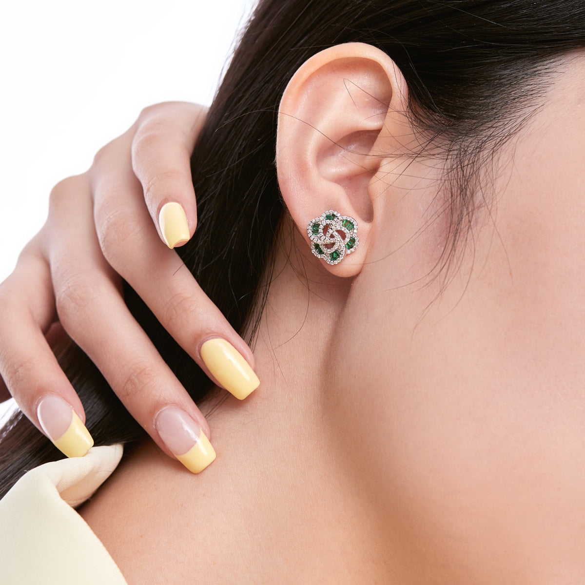 [Lumi Jewels]Exquisite Flower Shape Daily Earrings
