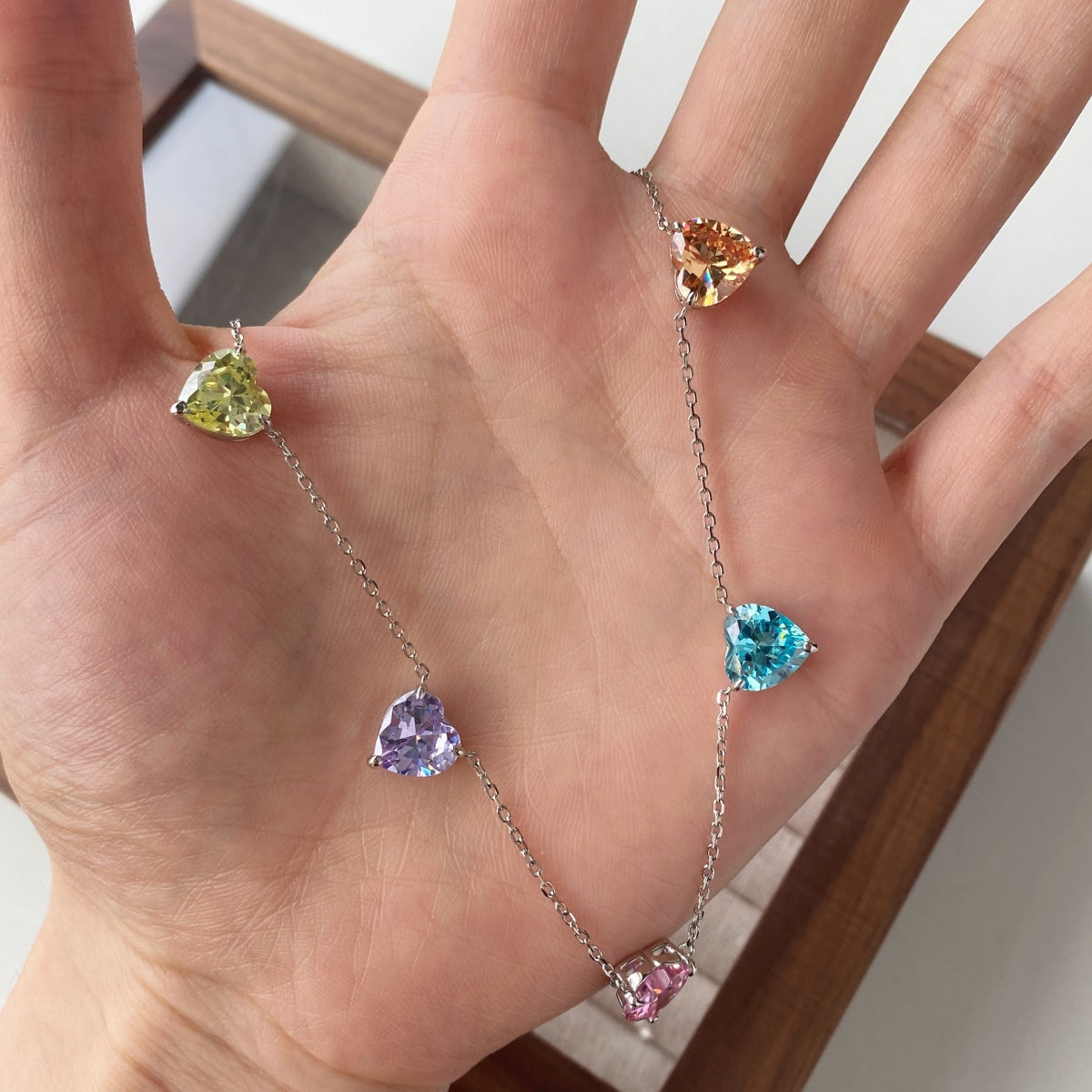 [Lumi Jewels]Sparkling Colorful Heart Cut Necklace
