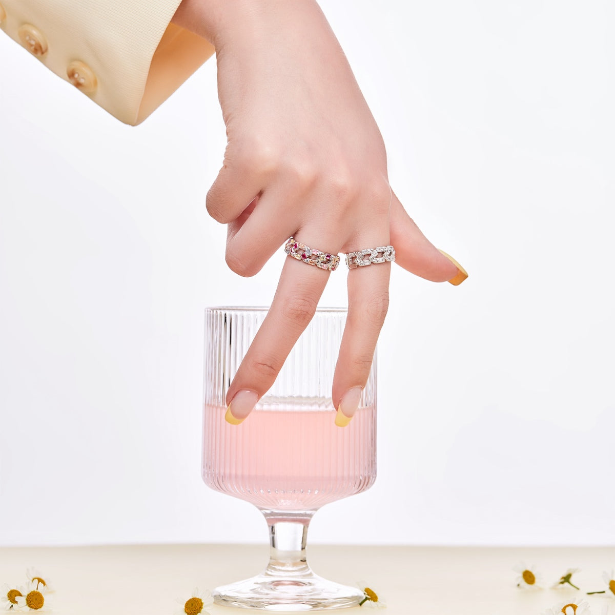 [Lumi Jewels]Sparkling Vibrant Emerald Cut Daily Ring