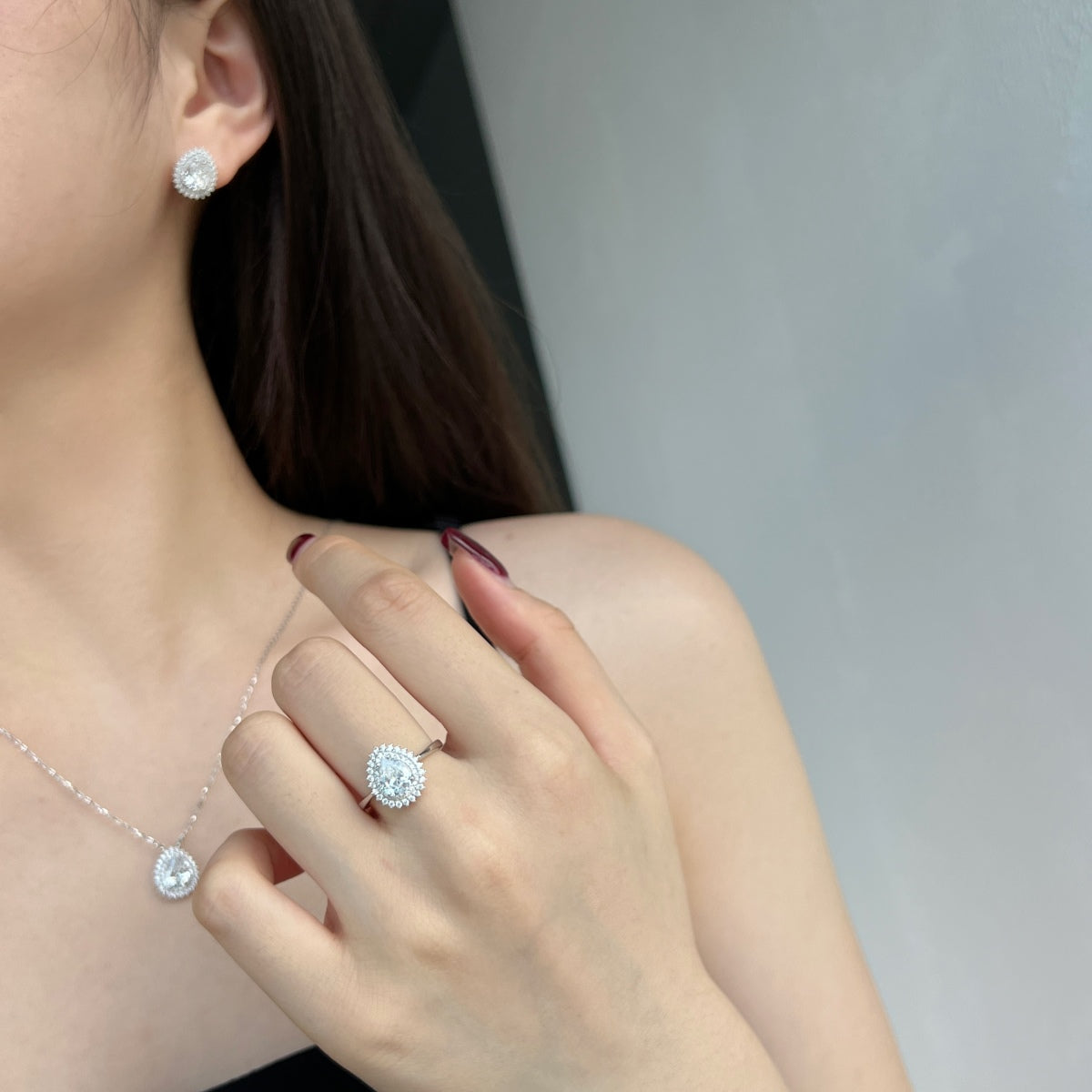 [Lumi Jewels]Delicate Gorgeous Pear Cut Daily Earrings