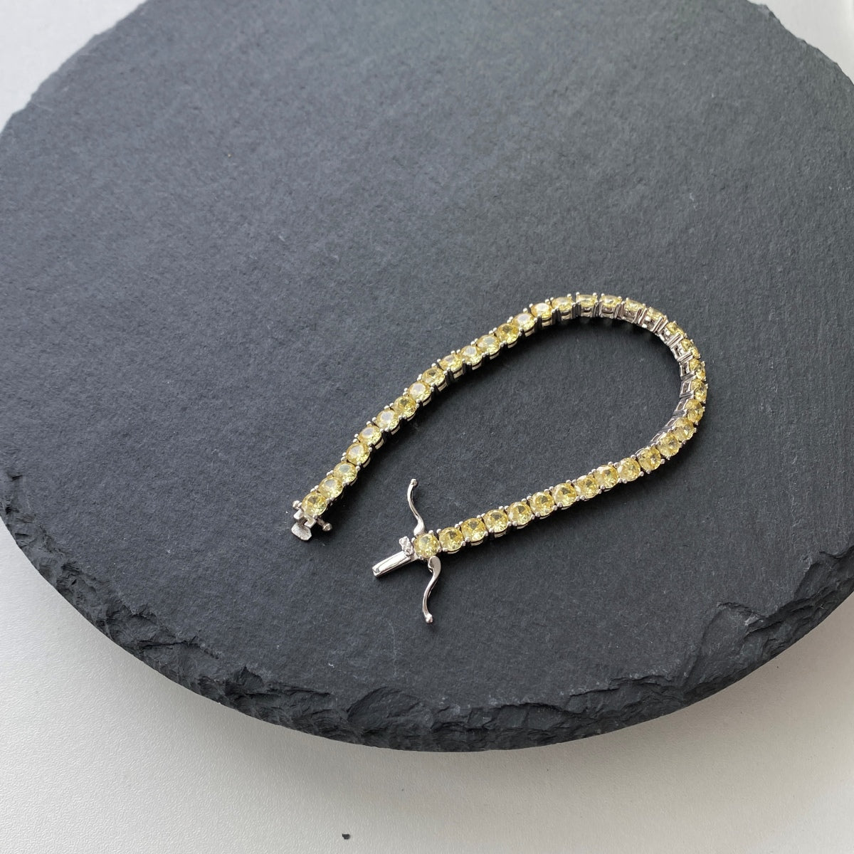 [Lumi Jewels]Ornate Dazzling Round Cut Tennis Bracelet