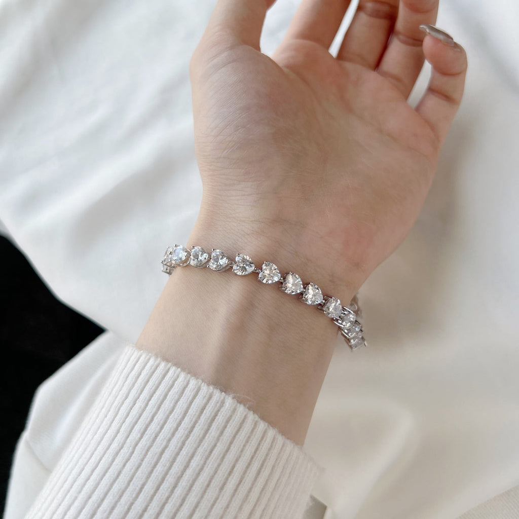 [Lumi Jewels]0.75 Carat Elegant Romantic Heart Shape Lover Bracelet