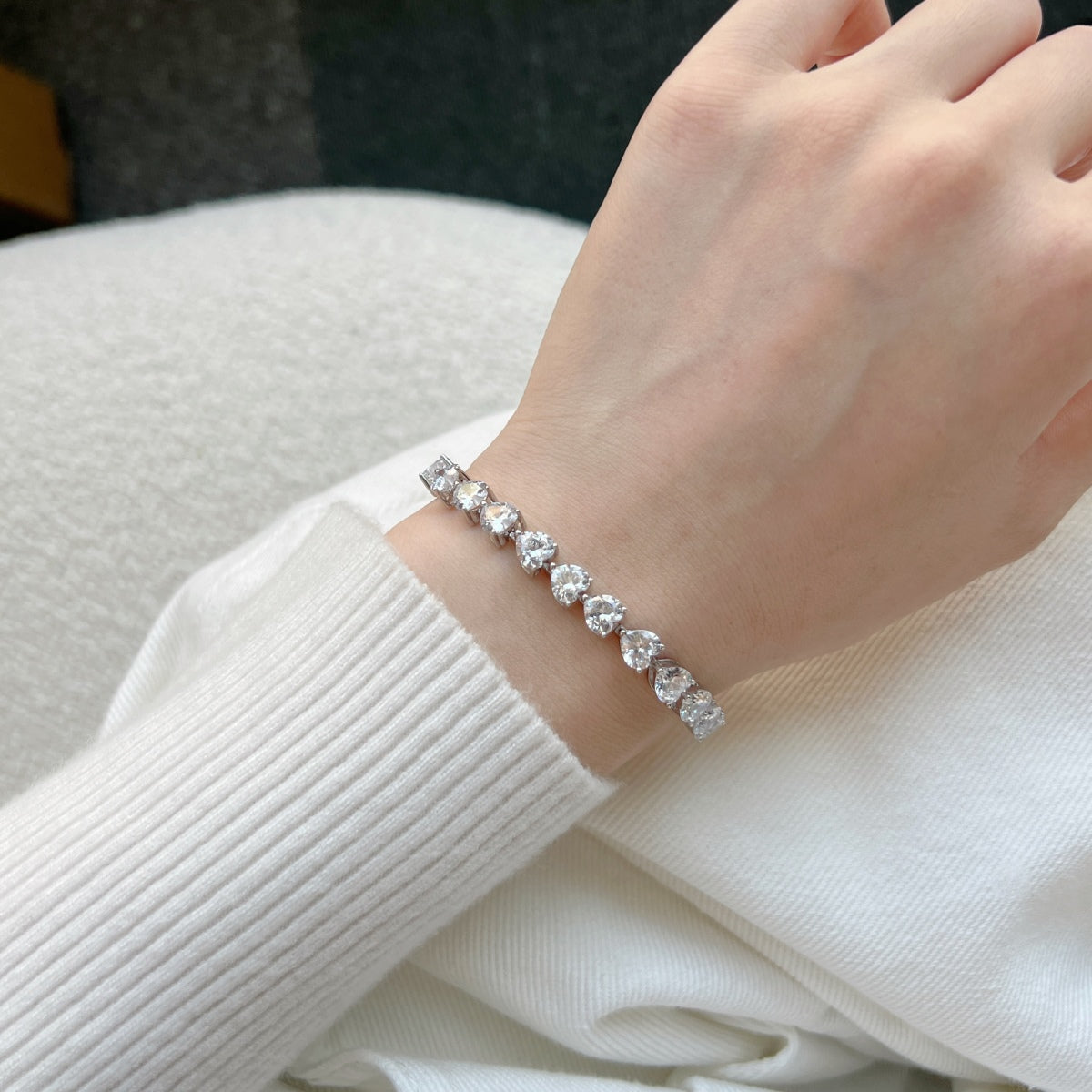 [Lumi Jewels]0.75 Carat Elegant Romantic Heart Shape Lover Bracelet
