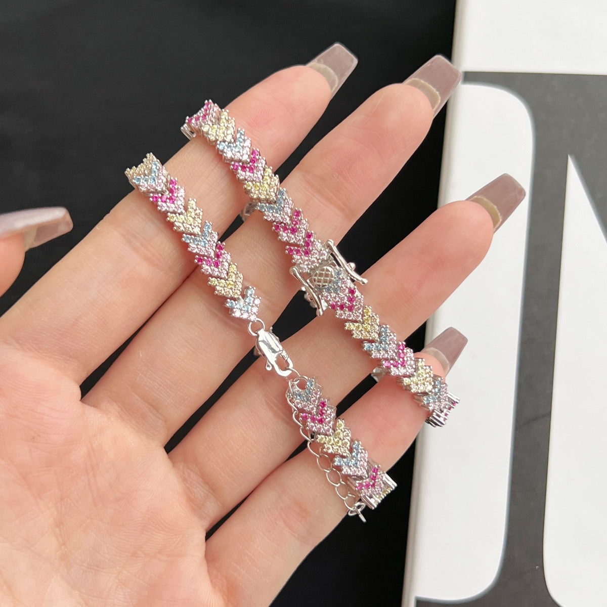 [Lumi Jewels]Ornate Sparkling Round Cut Party Bracelet