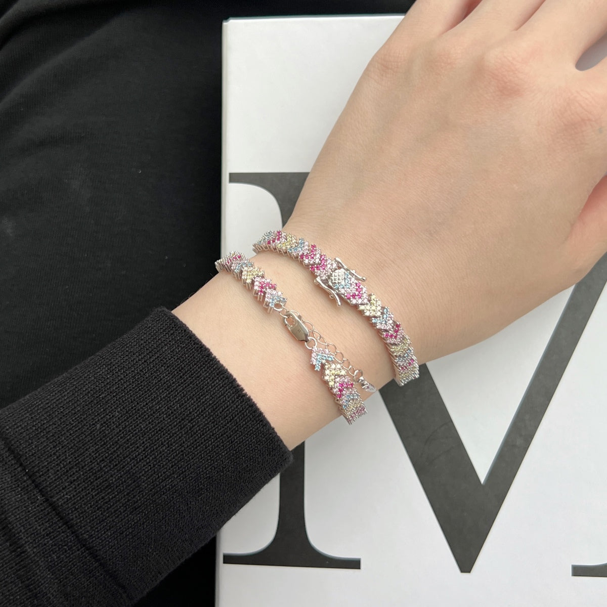 [Lumi Jewels]Ornate Sparkling Round Cut Party Bracelet
