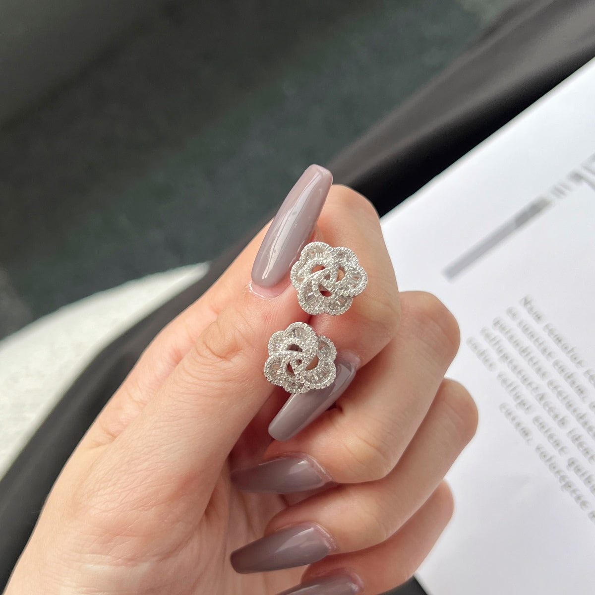 [Lumi Jewels]Exquisite Flower Shape Daily Earrings