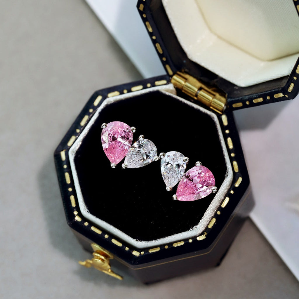 [Lumi Jewels]Dazzling Elegant Heart Cut Lover Earrings
