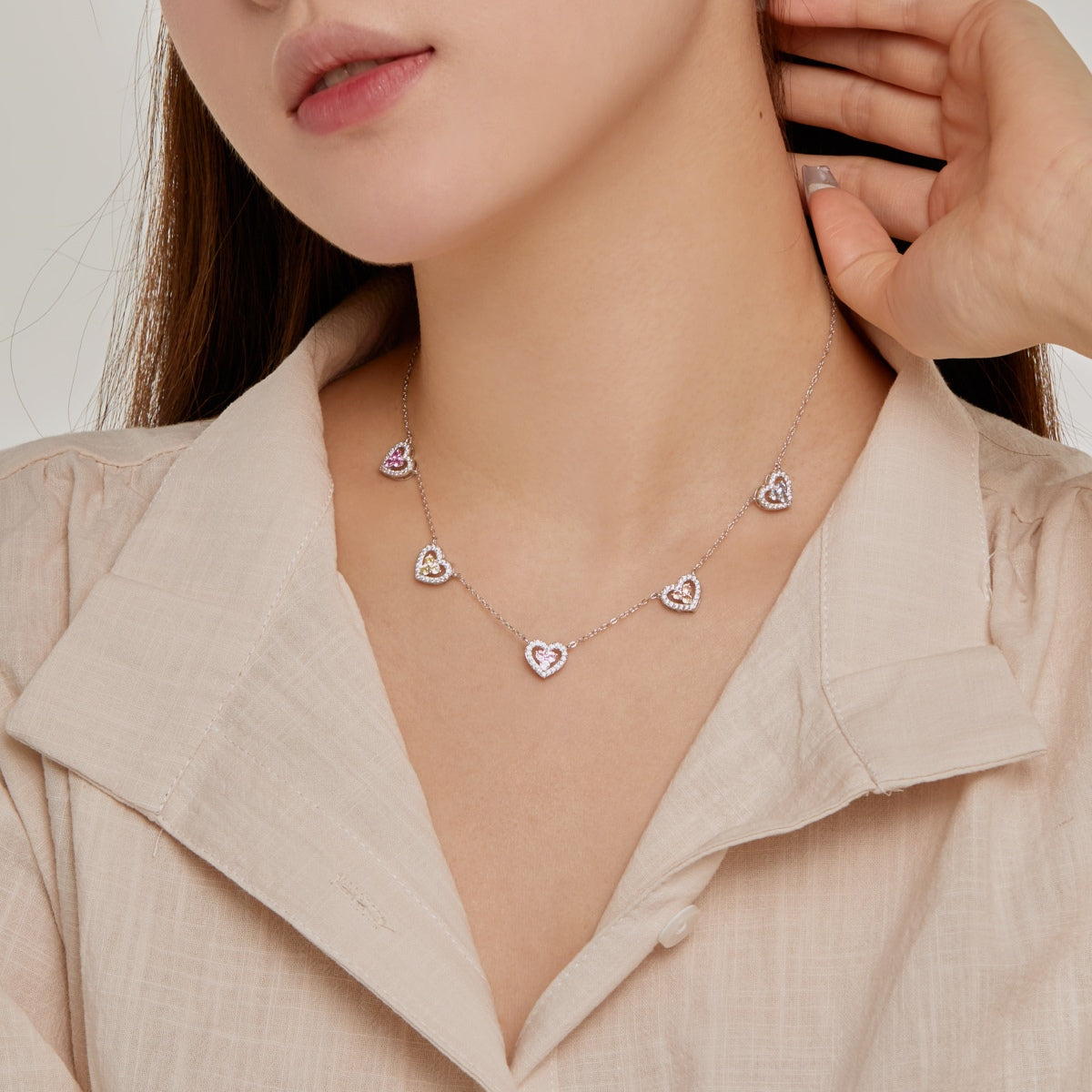 [Lumi Jewels]Sparkling Five Heart Necklace
