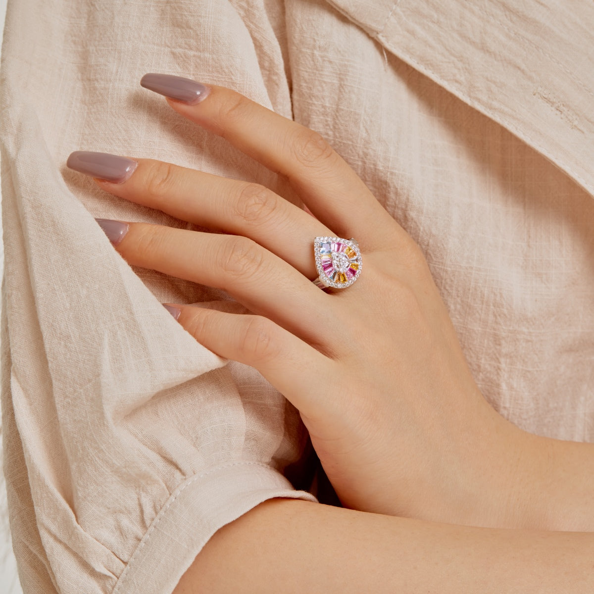 [Lumi Jewels]Elegant Colorful Water Drop Shape Banquet Ring