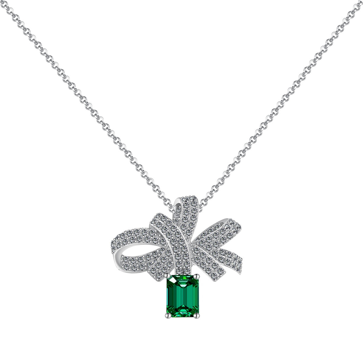 [Lumi Jewels]Luxurious Flower Shape Emerald Cut Necklace