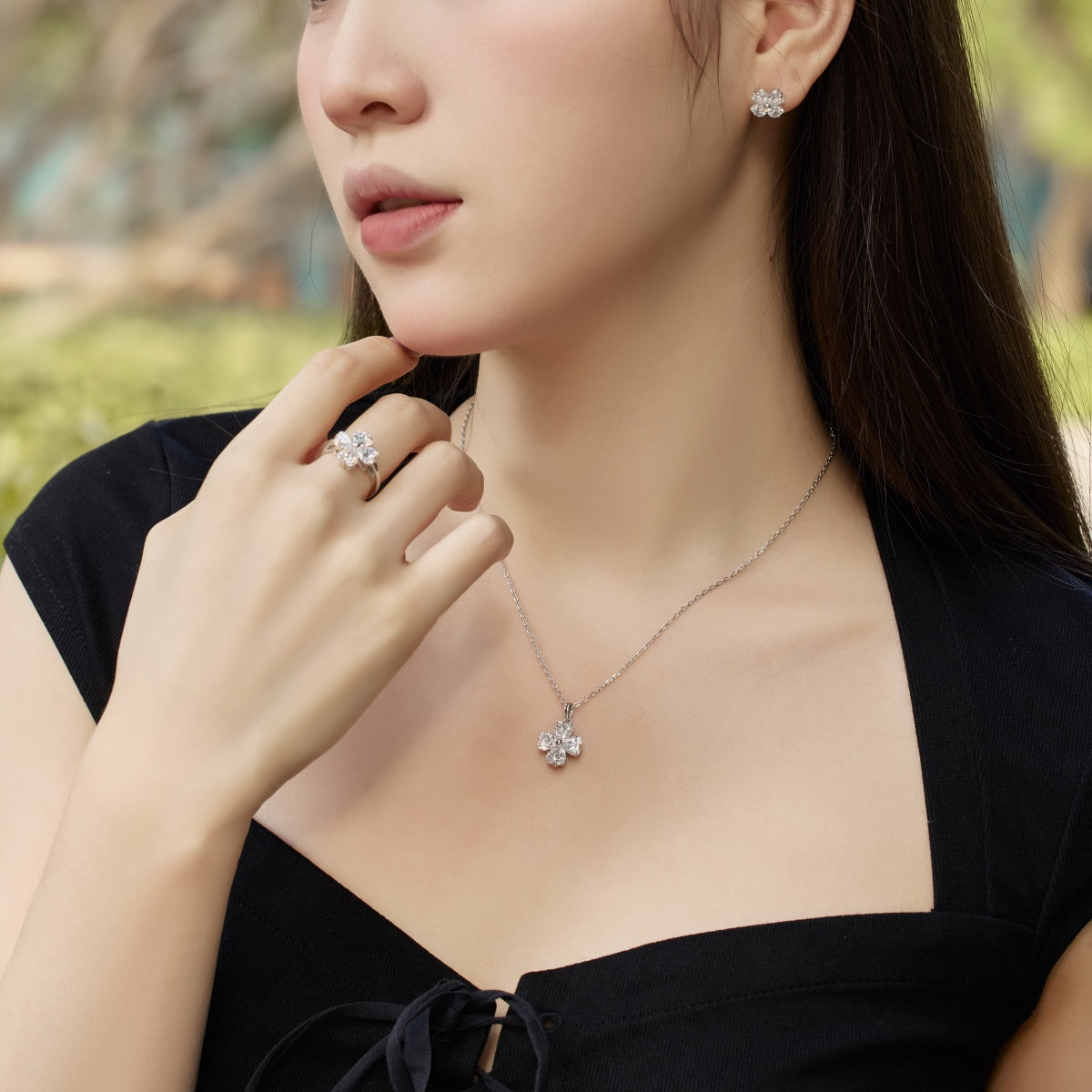 [Lumi Jewels]Heart-shaped Four-Leaf Clover Ball Ring
