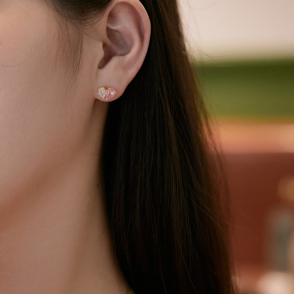 [Lumi Jewels]Dazzling Elegant Heart Cut Lover Earrings