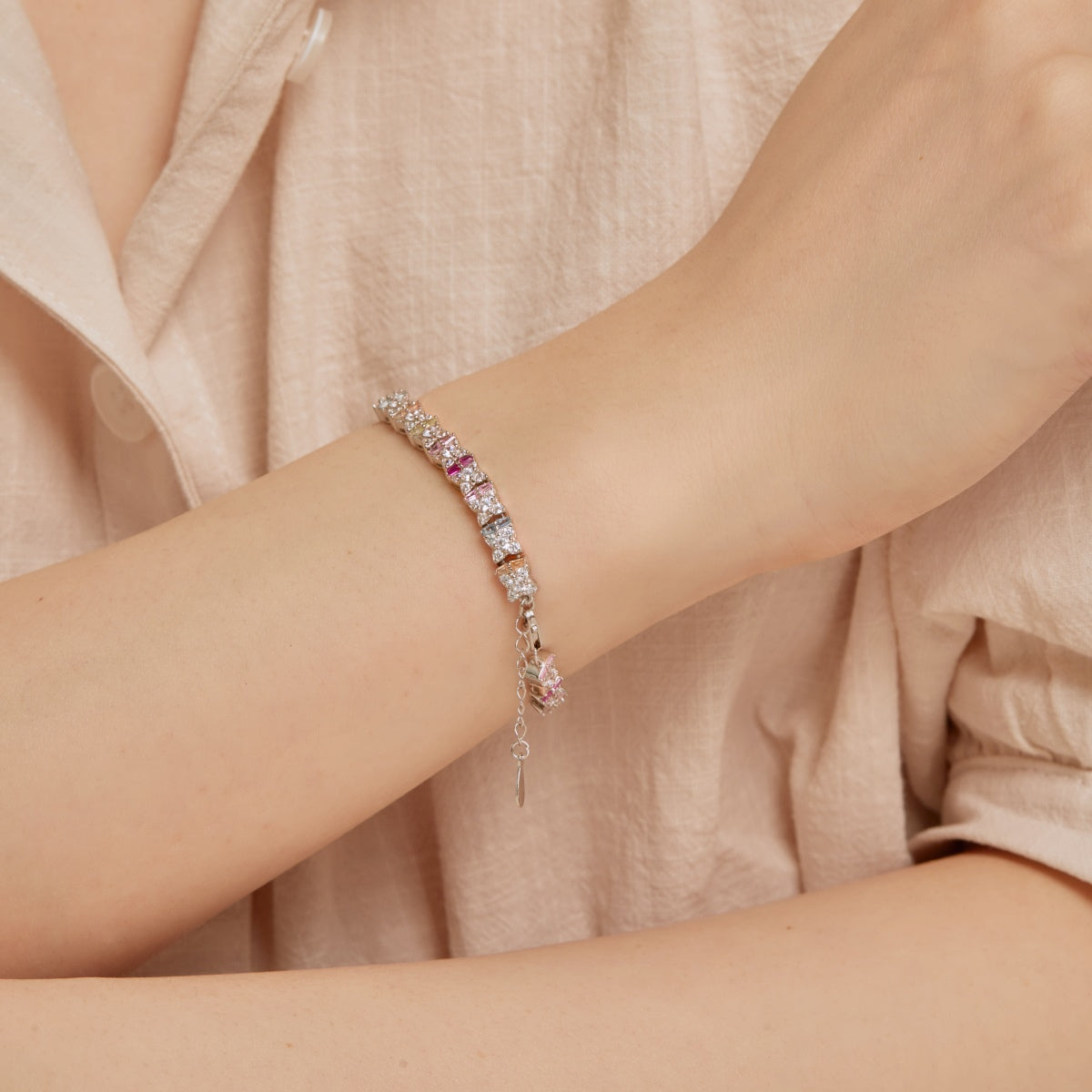 [Lumi Jewels]Unique Colorful Flower Shape Daily Bracelet