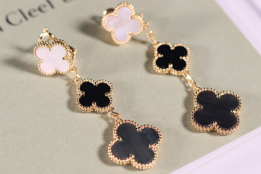 [Lumi Jewels]CLOVER EARRINGS GOLD ONYX MOP 3 MOTIF