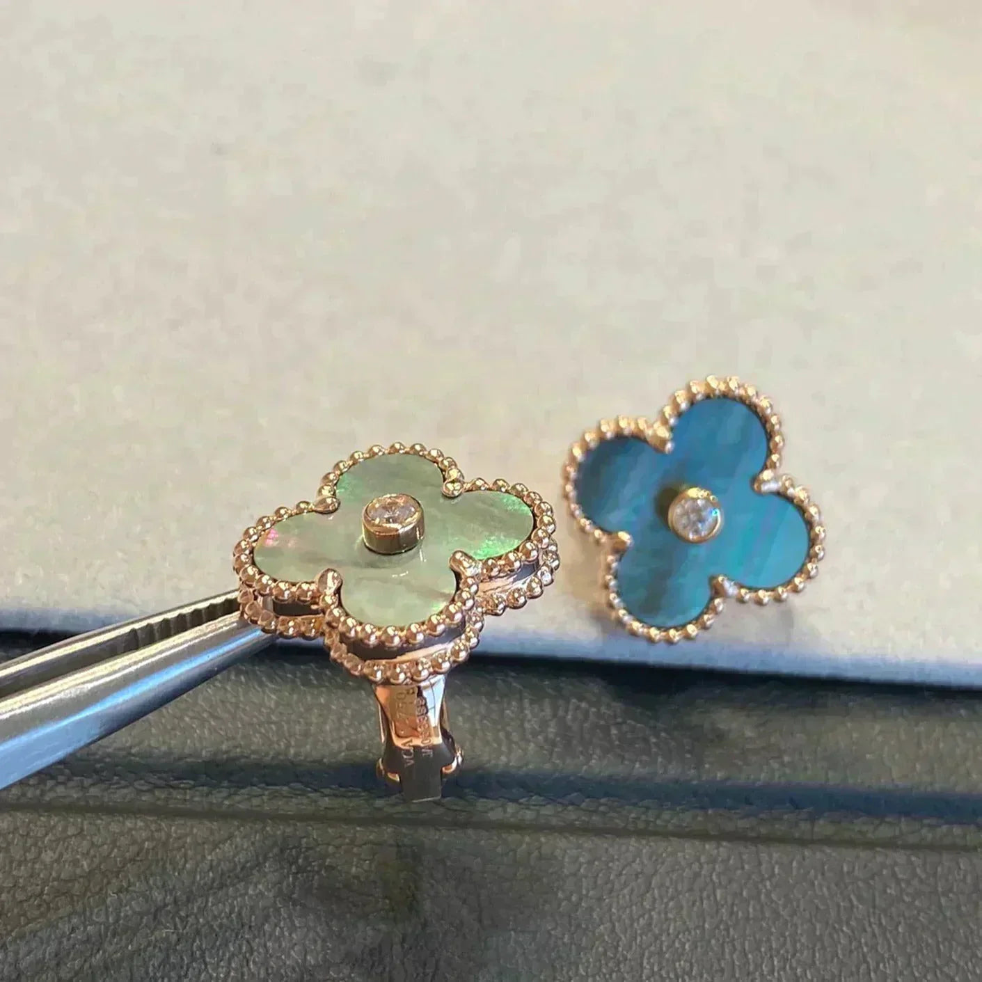 [Lumi Jewels]CLOVER MEDIUM 1 MOTIFS GRAY MOP  DIAMOND EARRINGS