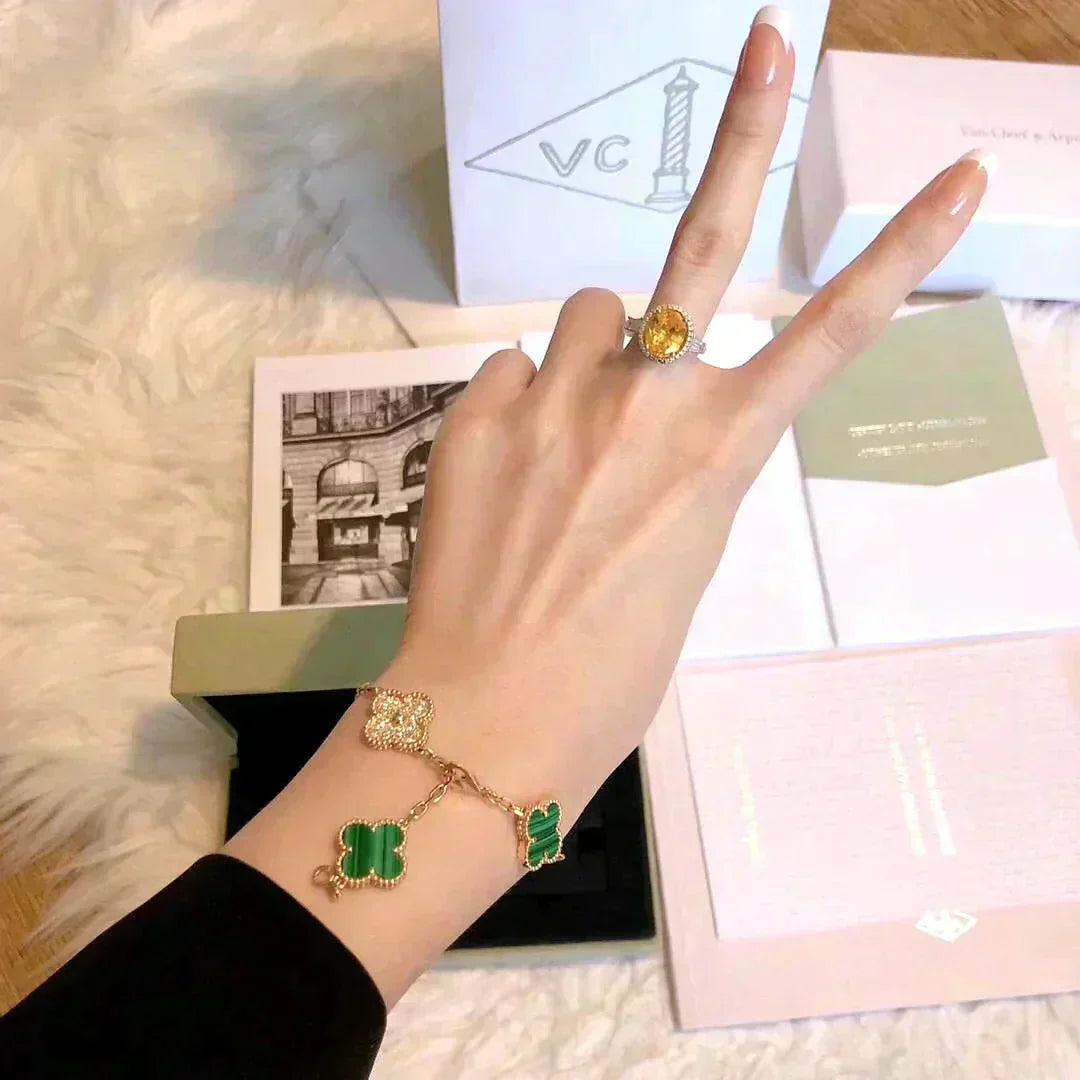 [Lumi Jewels] CLOVER 5 MOTIF MALACHITE BRACELET COLLECTION