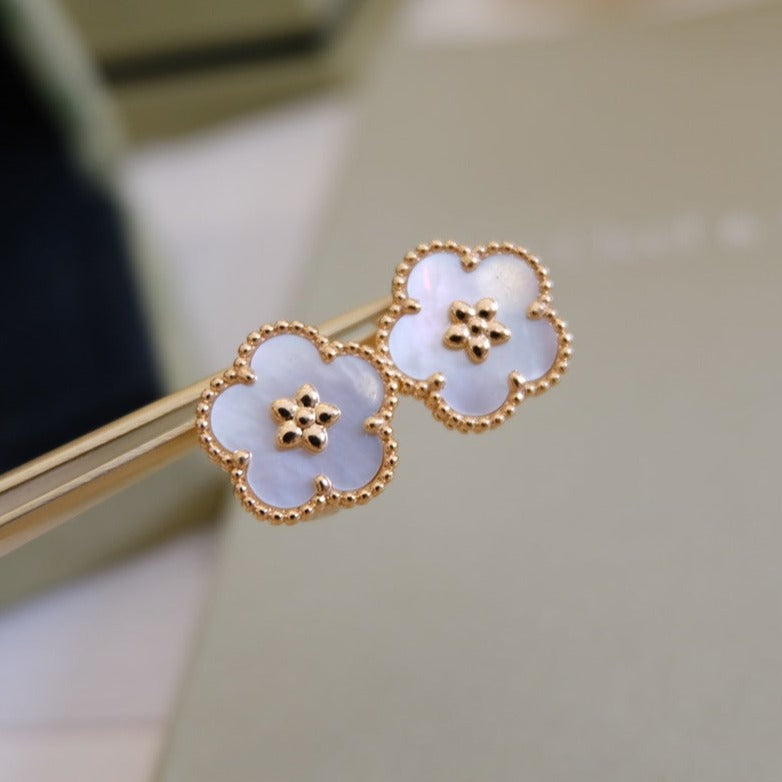 [Lumi Jewels]LUCKY PINK GOLD WHITE MOP EARRINGS