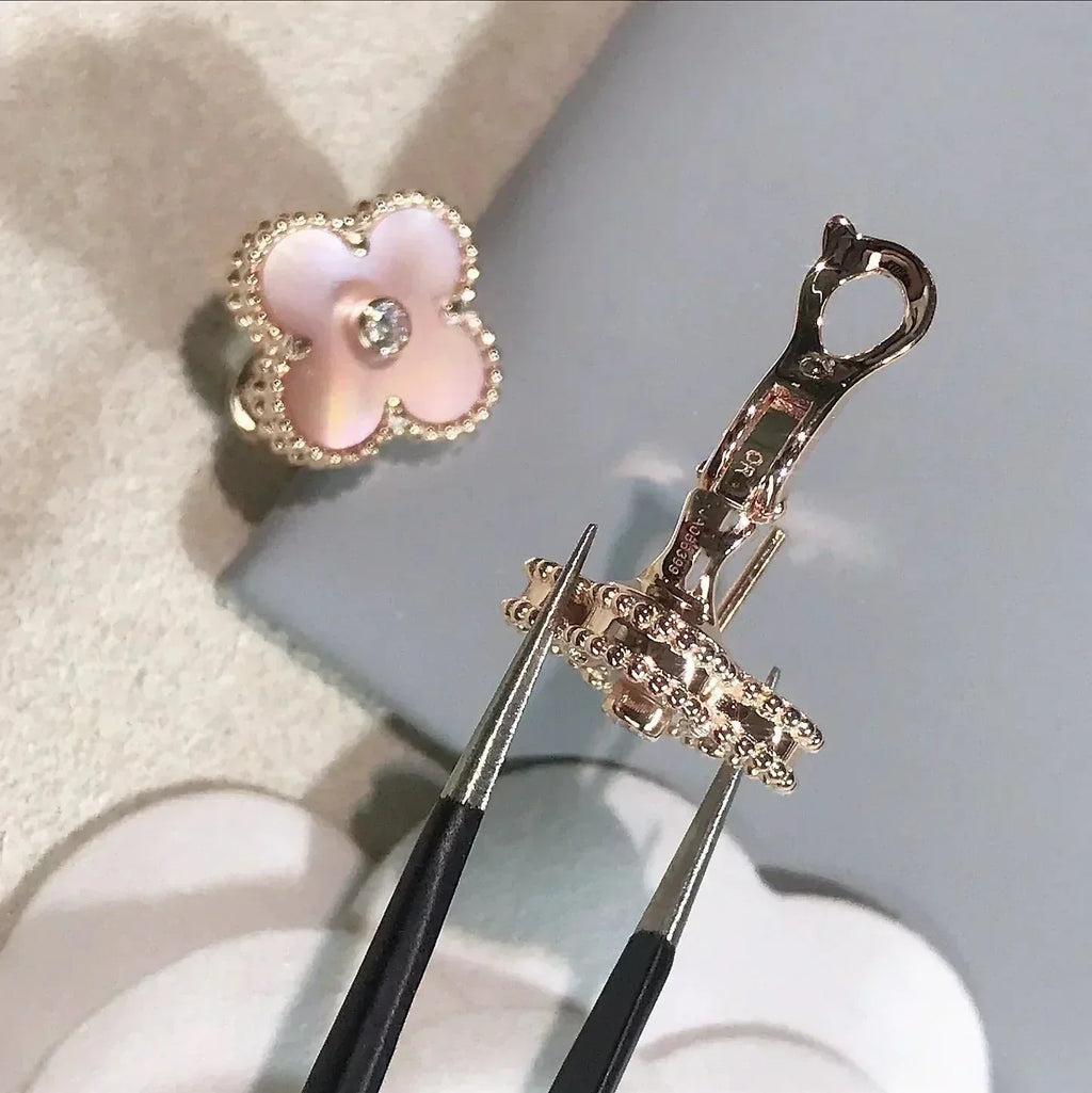 [Lumi Jewels]CLOVER MEDIUM 1 MOTIFS  PINK MOP DIAMOND EARRINGS