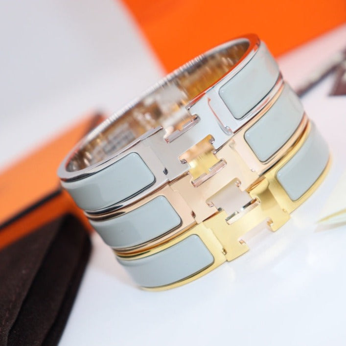 [Lumi Jewels]H LIGHT BLUE BRACELET