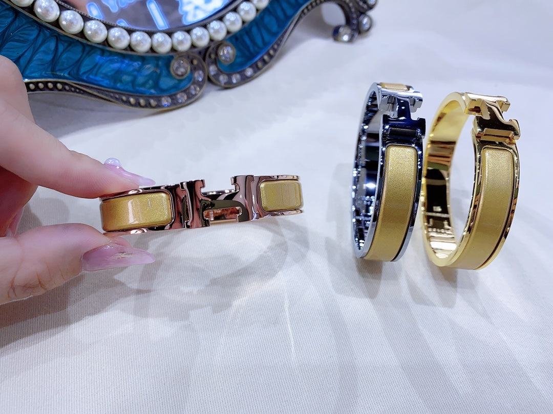[Lumi Jewels]H CHAMPAGNE BRACELET