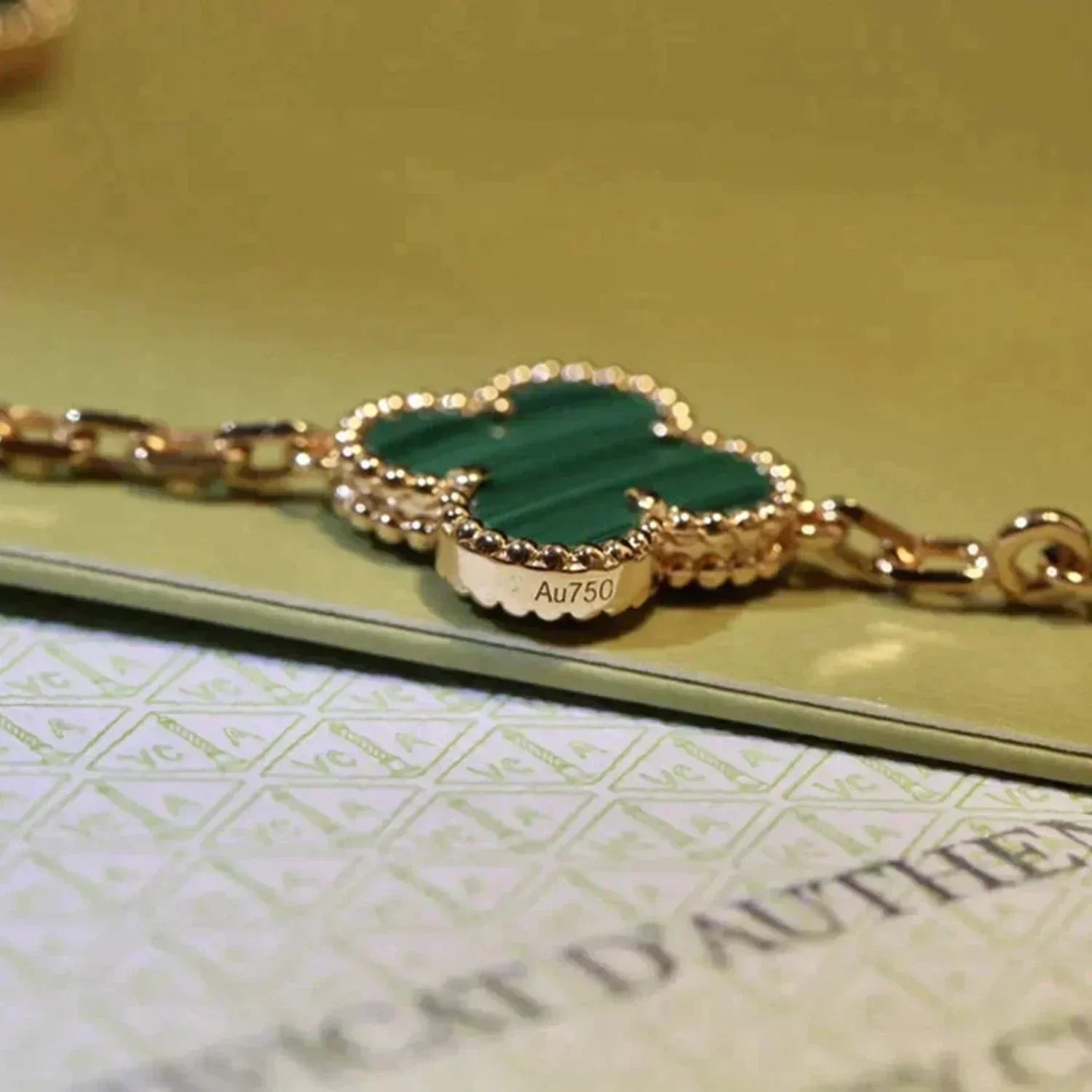 [Lumi Jewels] CLOVER 5 MOTIF MALACHITE BRACELET COLLECTION