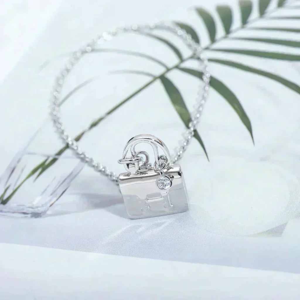 [Lumi Jewels]AMULETTE PEDANT SILVER NECKLACE