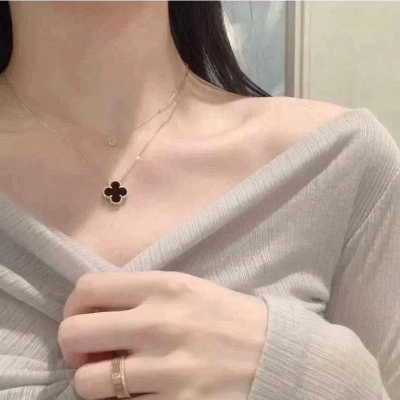 [Lumi Jewels]CLOVER 15MM BLACK ONYX SINGLE FLOWER NECKLACE