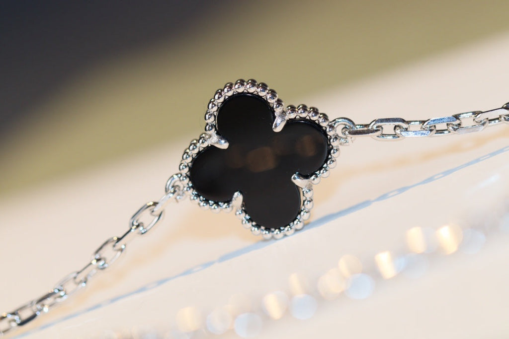 [Lumi Jewels]CLOVER 20 MOTIFS ONYX DIAMOND SILVER