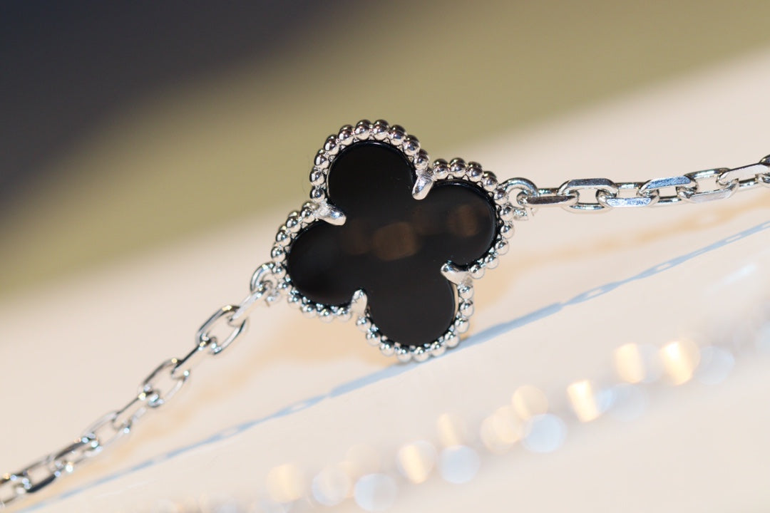[Lumi Jewels]CLOVER 20 MOTIFS ONYX DIAMOND SILVER