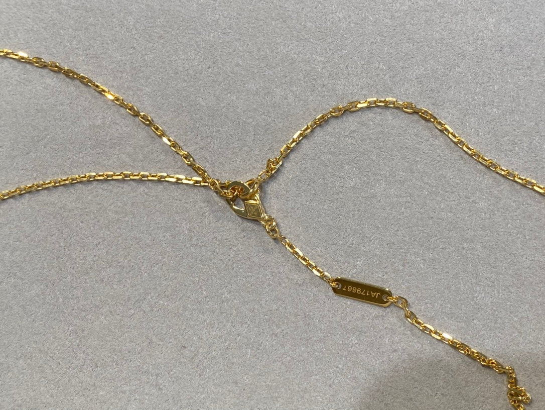 [Lumi Jewels]CLOVER 25MM NECKLACE GOLD CARNELIAN