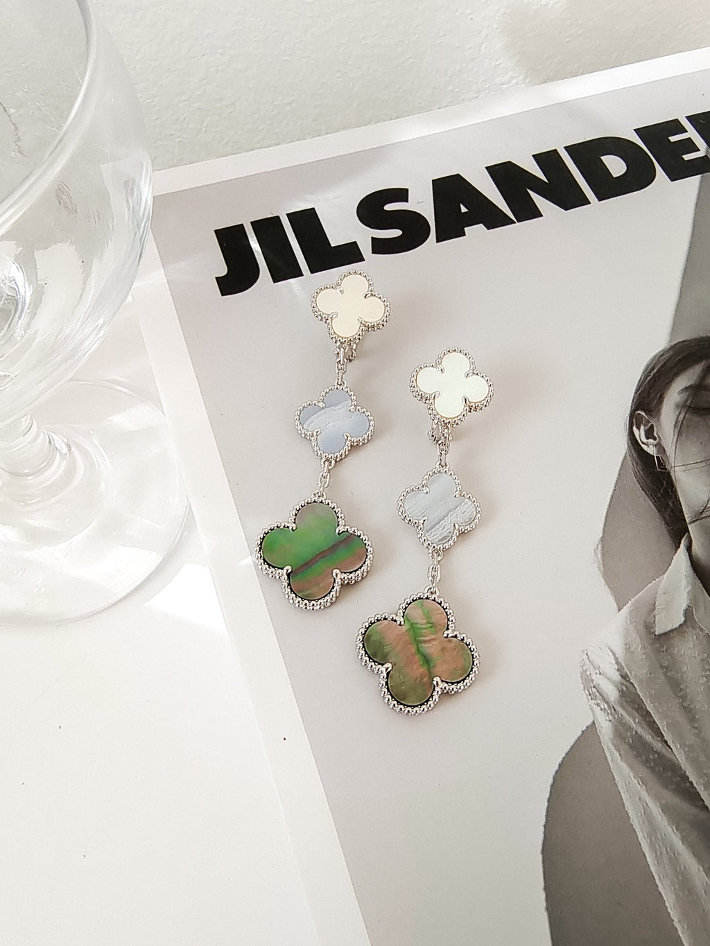 [Lumi Jewels]CLOVER 3 MOTIFS CHALCEDONY DARK MOP SILVER EARRINGS