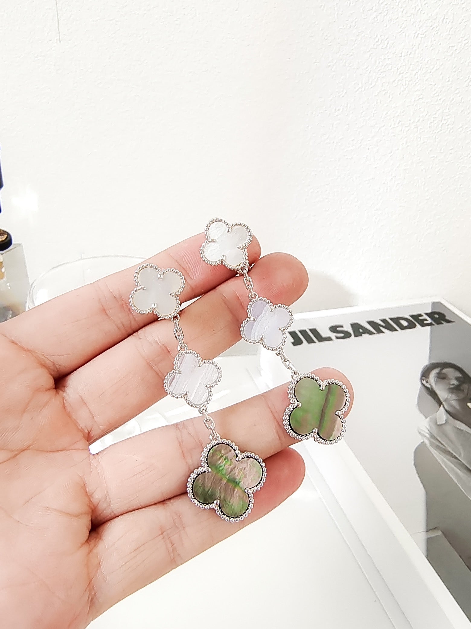 [Lumi Jewels]CLOVER 3 MOTIFS CHALCEDONY DARK MOP SILVER EARRINGS