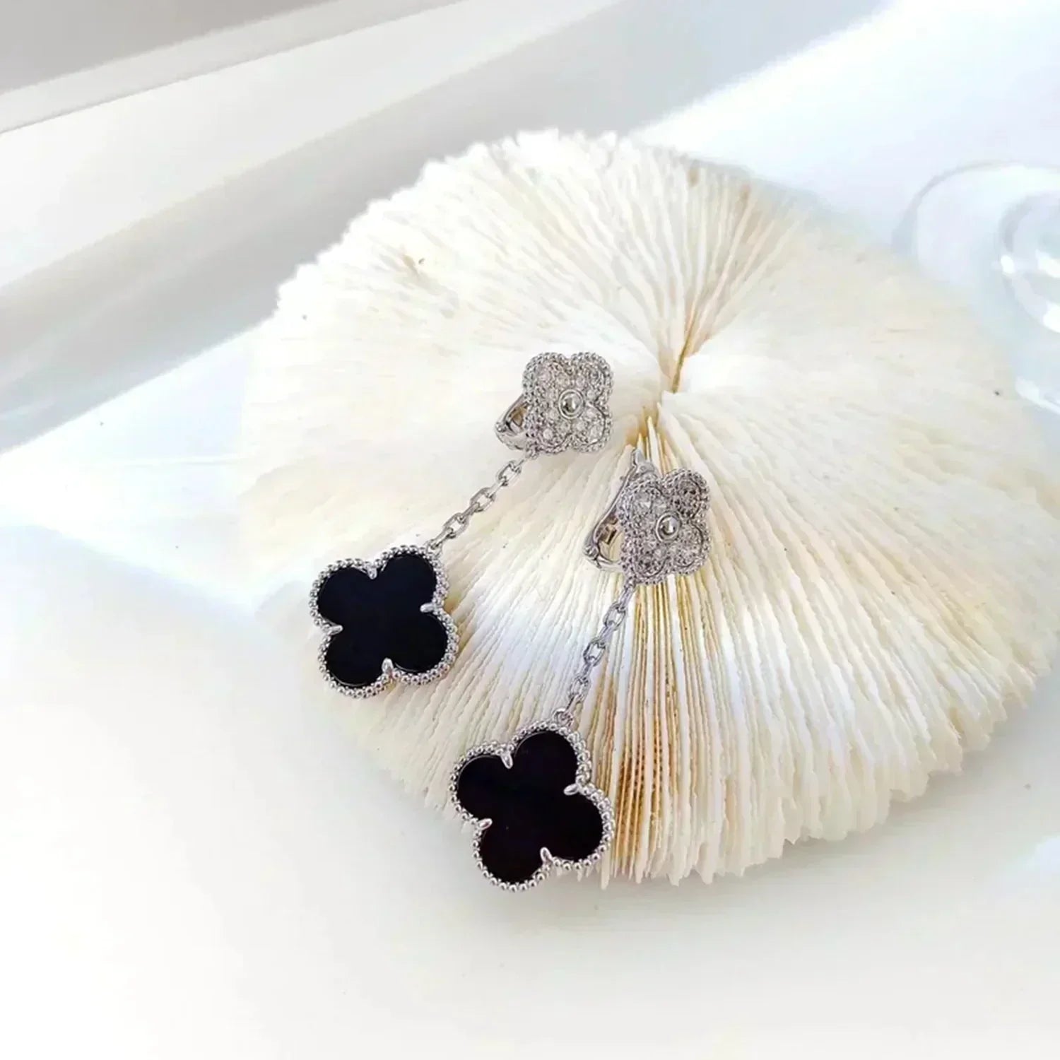 [Lumi Jewels]CLOVER 2 MOTIFS  DIAMOND ONYX EARRINGS SILVER