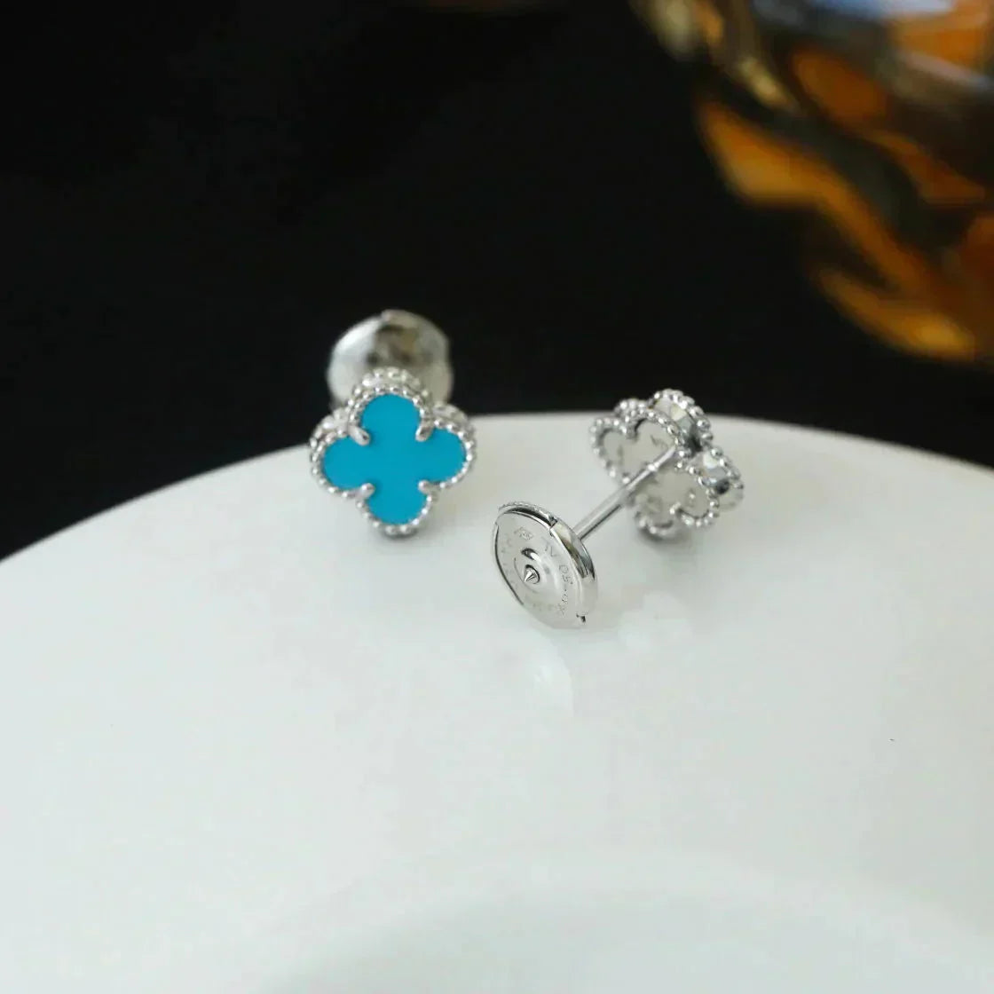 [Lumi Jewels]CLOVER MINI 9.5MM ONYX STUD EARRINGS SILVER