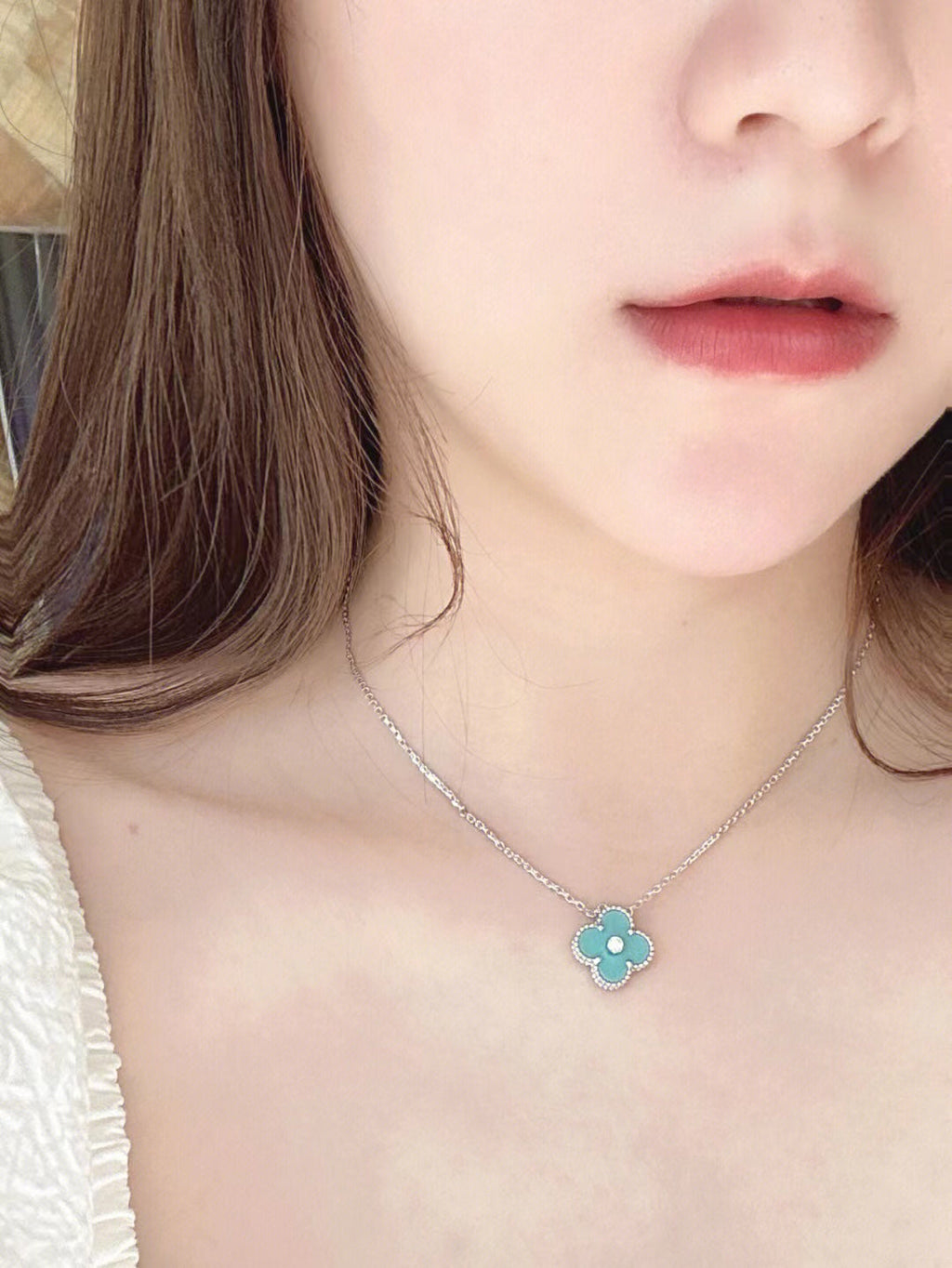 [Lumi Jewels]CLOVER 1 DIAMOND LIGHT BLUE SILVER NECKLACE