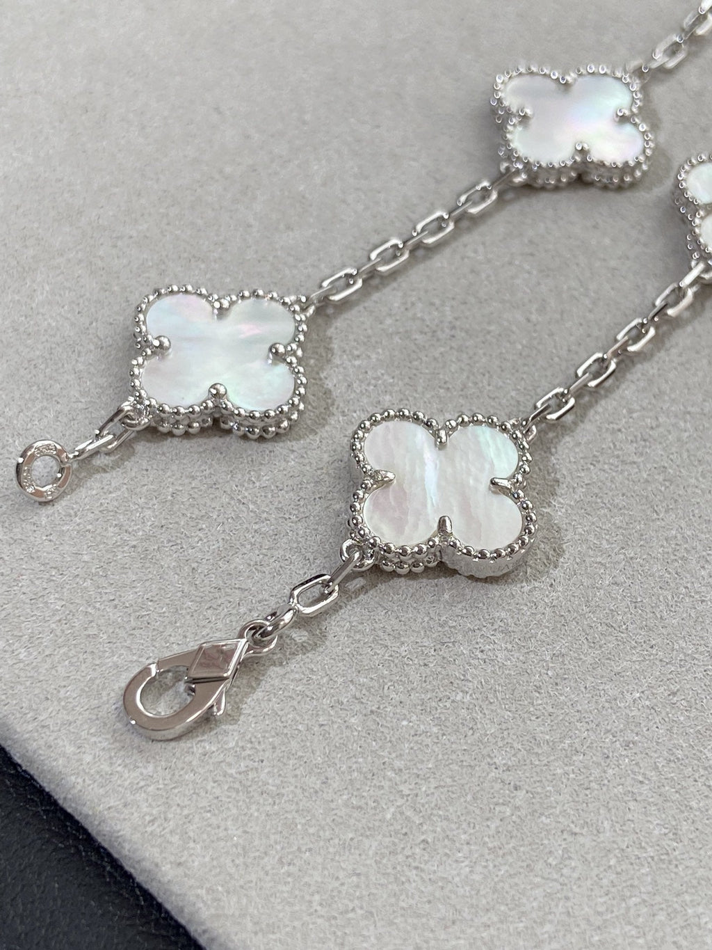 [Lumi Jewels]CLOVER WHITE PEARL MOP 5 MOTIF BRACELET COLLECTION