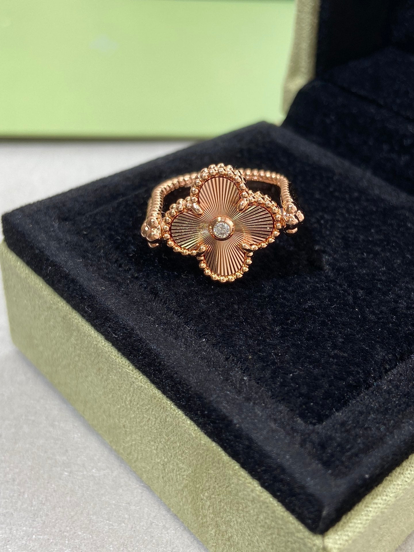 [Lumi Jewels]CLOVER RIVERSIBLE ROSE GOLD RING