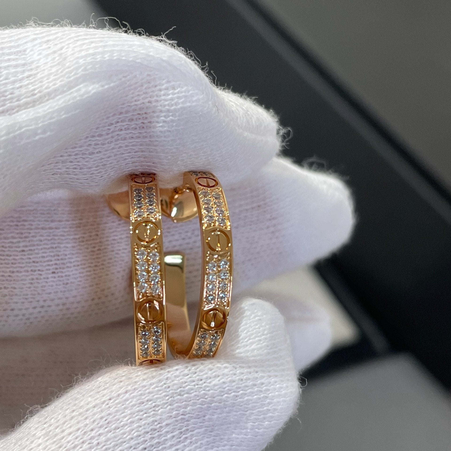 [Lumi Jewels]LOVE DIAMOND PINK GOLD HOOP EARRINGS