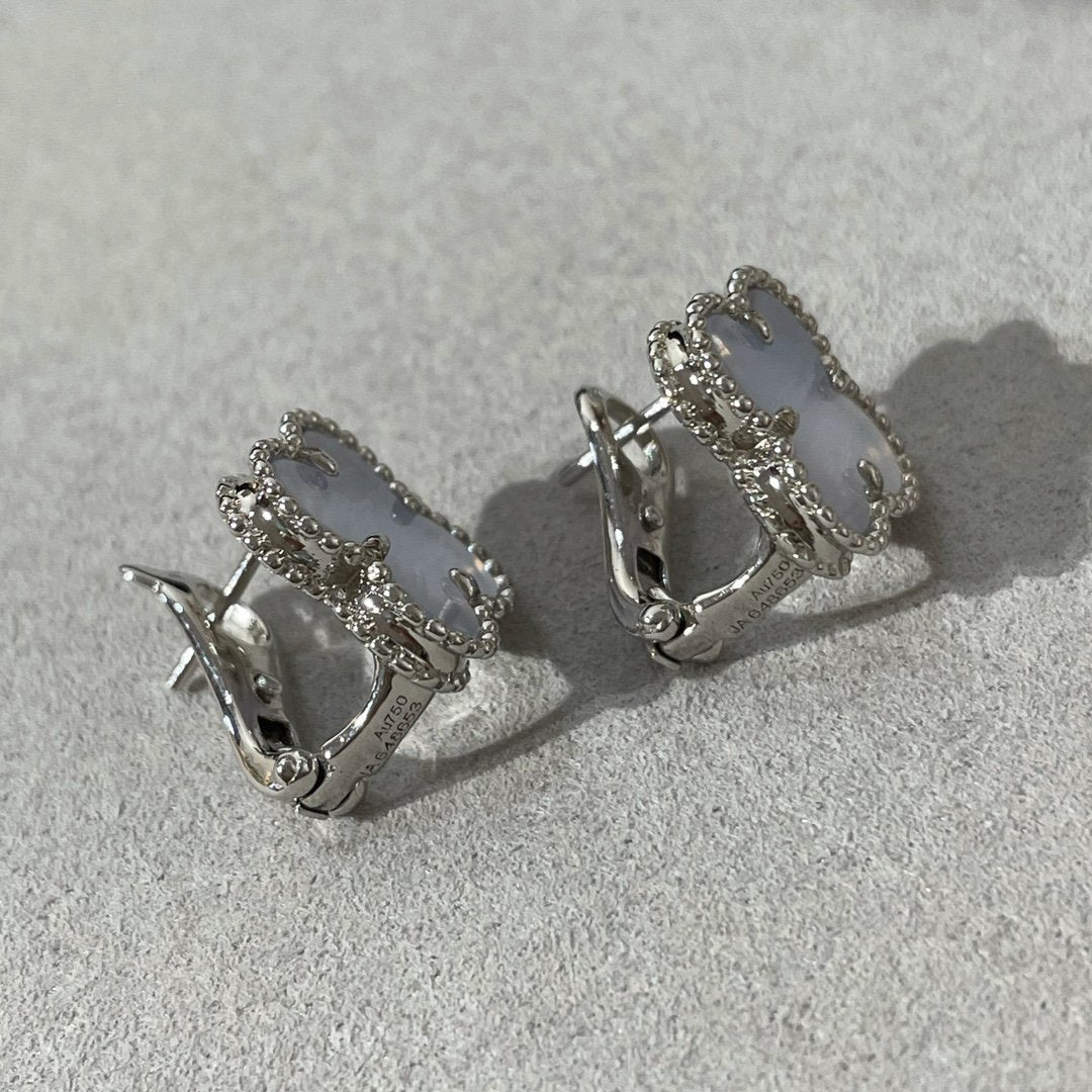 [Lumi Jewels]CLOVER CHALCEDONY SILVER STUD EARRINGS