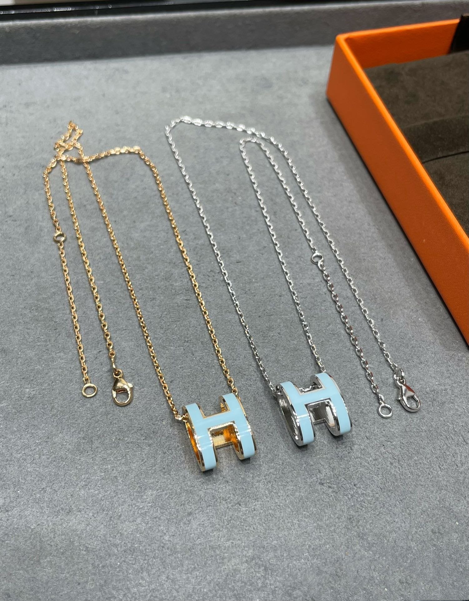 [Lumi Jewels]POP H SKY BLUE NECKLACE