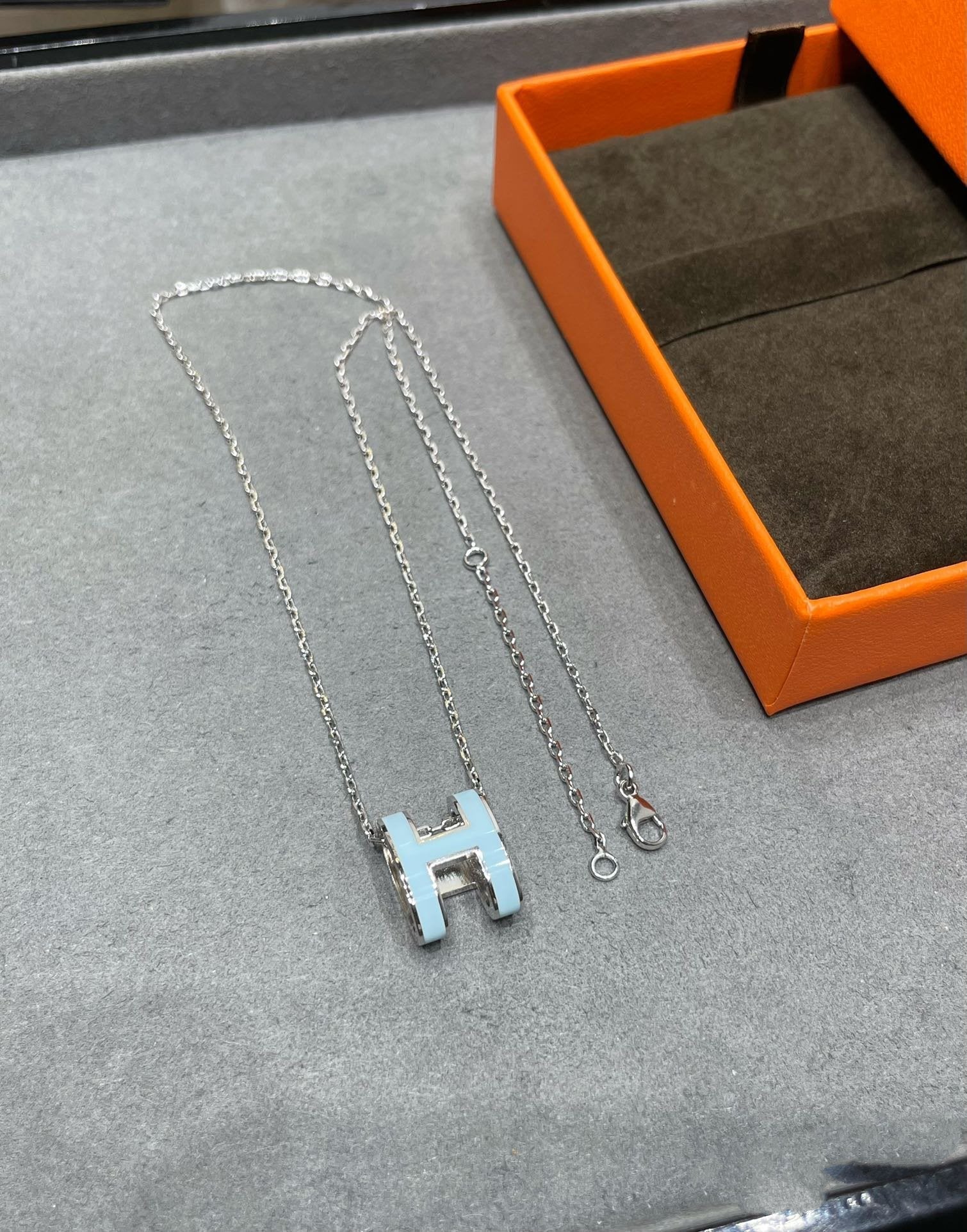 [Lumi Jewels]POP H SKY BLUE NECKLACE