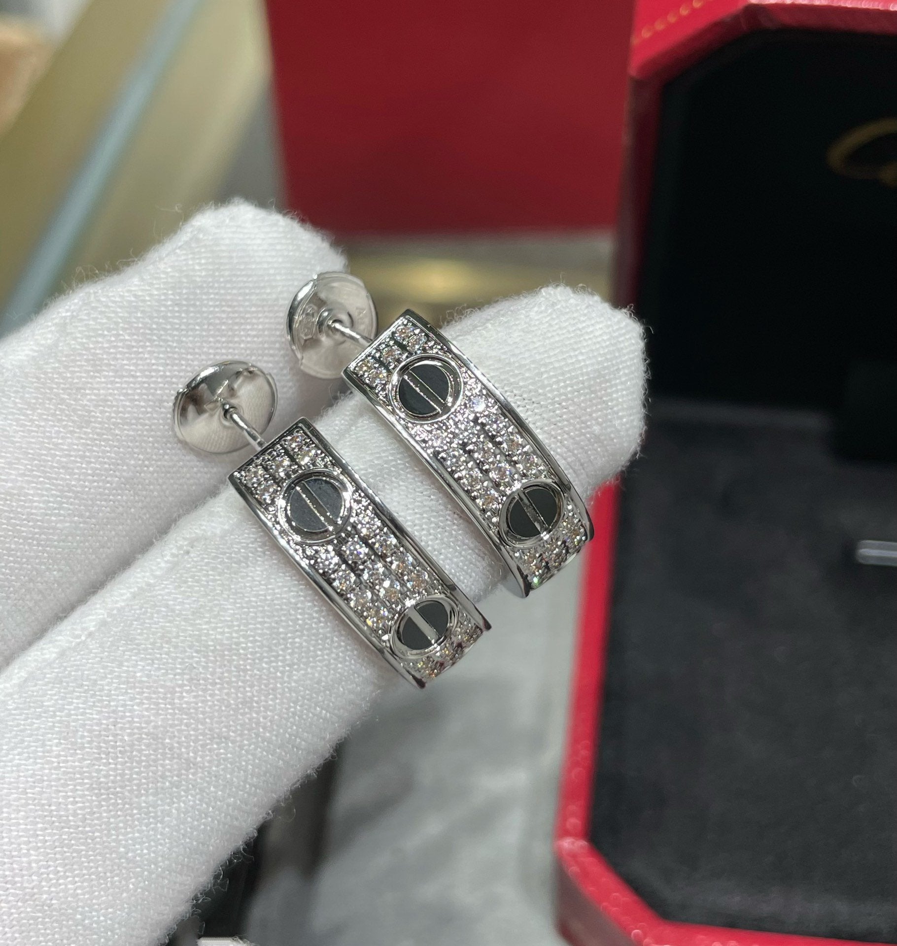 [Lumi Jewels]LOVE CERAMIC DIAMOND PAVED SILVER EARRINGS