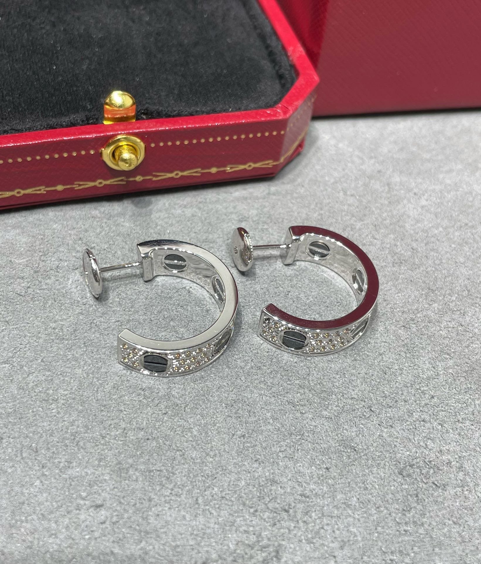 [Lumi Jewels]LOVE CERAMIC DIAMOND PAVED SILVER EARRINGS