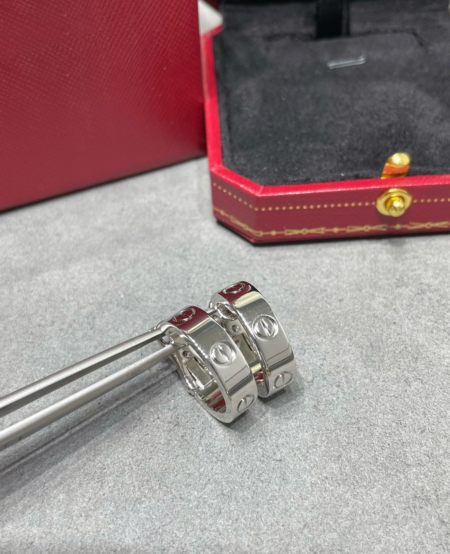 [Lumi Jewels]LOVE 5.5MM EARRINGS