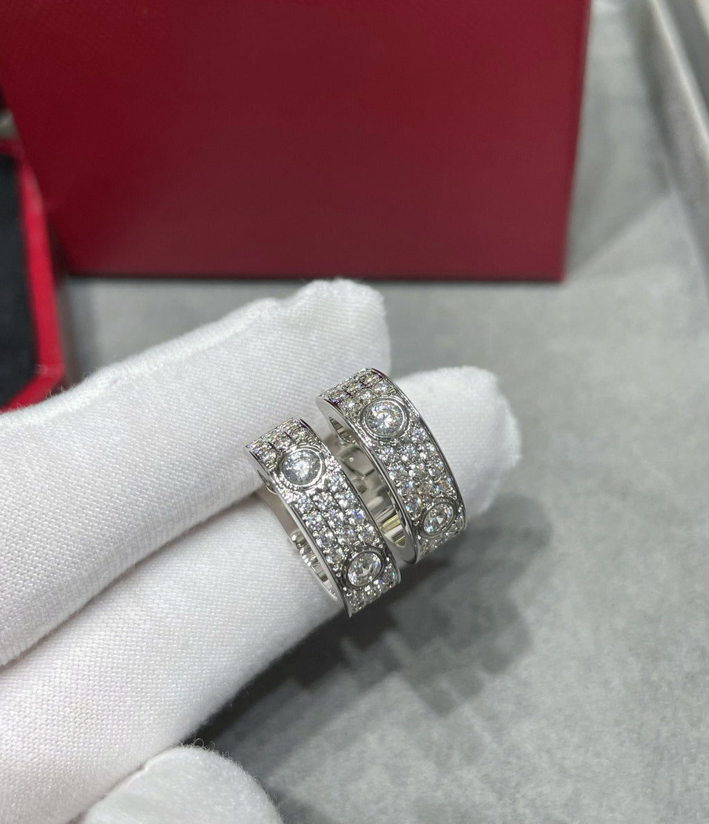 [Lumi Jewels]LOVE 5.5MM DIAMOND PAVED EARRINGS
