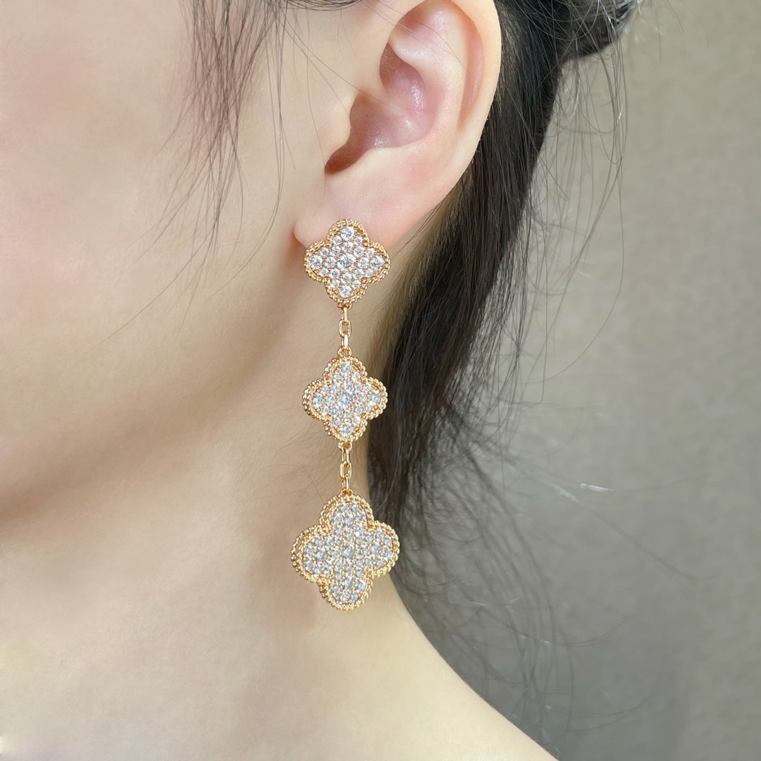 [Lumi Jewels]CLOVER 3 MOTIFS DIAMOND PAVED ROSE GOLD EARRINGS